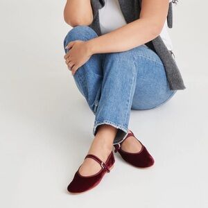NWT Dolce Vita Roslyn Ballet Flats in Wine Velvet